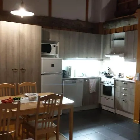 Ski-in: Moekistae Suksilla Suoraan Maekeen Tai Ladulle Vuokatti